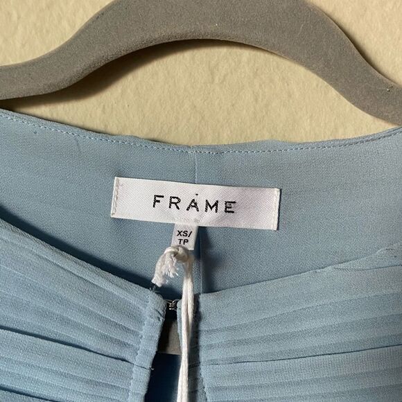 NWT Frame Pleated Billow Sleeve Blue Top Blouse Chambray Size XS - Picture 8 of 8